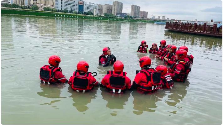 基層動(dòng)態(tài)|防汛備戰(zhàn)期,練就水中&ldquo;蛟龍&rdquo;