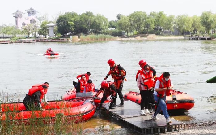 以練備戰(zhàn)，來(lái)看全省這場(chǎng)100余人的防汛演練！