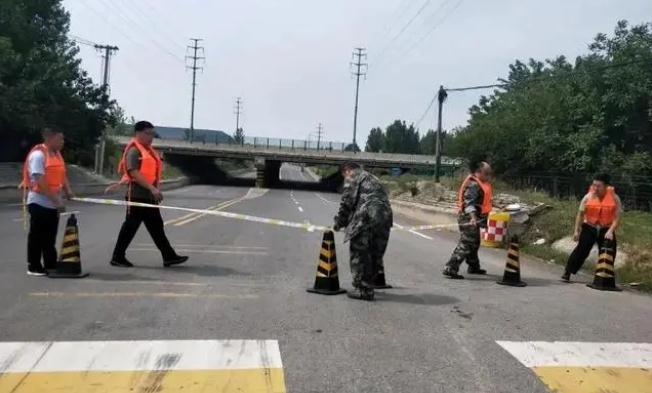 濰城區(qū)|實(shí)戰(zhàn)化演練， 筑牢防汛&ldquo;安全堤&rdquo;